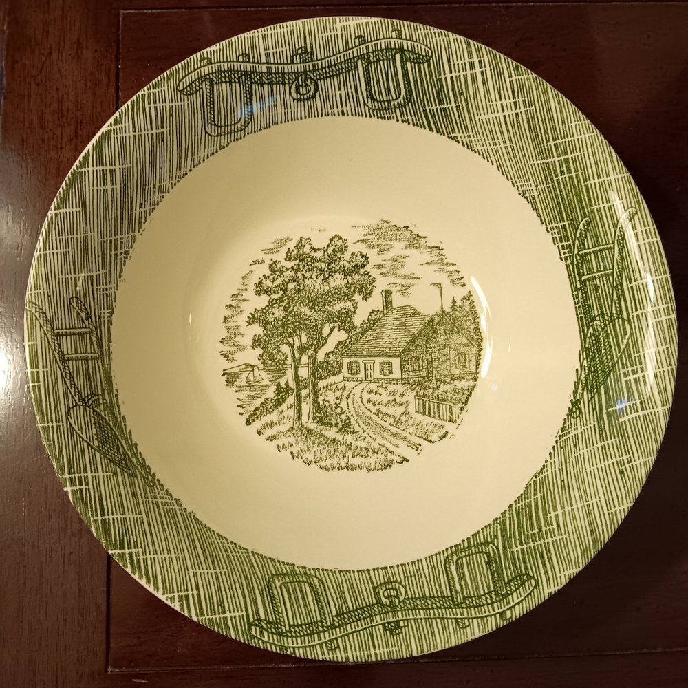 1950s Royal USA Green & White Transferware Serving Bowl